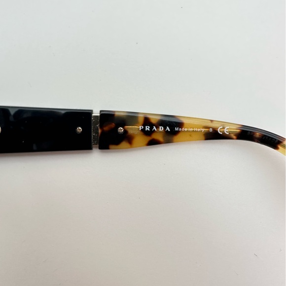 PRADA PR 21XS Sunglasses - Picture 7 of 12